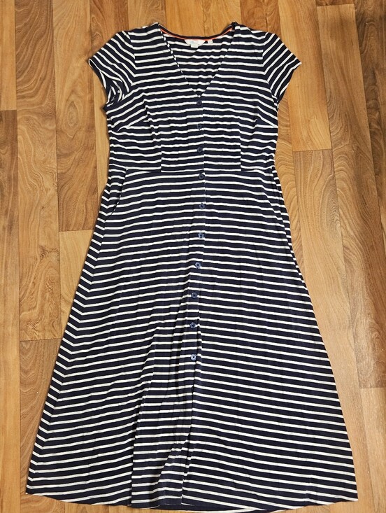 Boden Dresses & Skirts - Boden Navy and White Flowy Striped Button-Front Midi Dress With Pockets